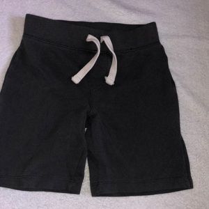 5/$25🖤 Old navy grey shorts